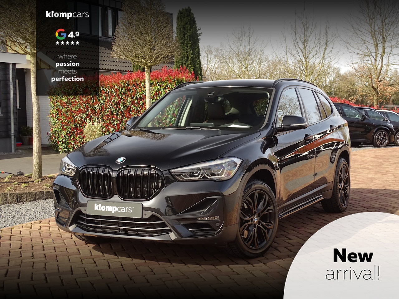 BMW X1 - xDrive25i | All Black | HUD | Trekhk. 13P | Keyless "Uitschuifb.A-bank | 25"Nav-scherm - AutoWereld.nl