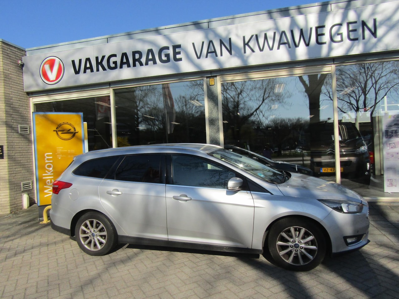 Ford Focus Wagon - 1.0 EcoBoost 125pk First Edition - AutoWereld.nl