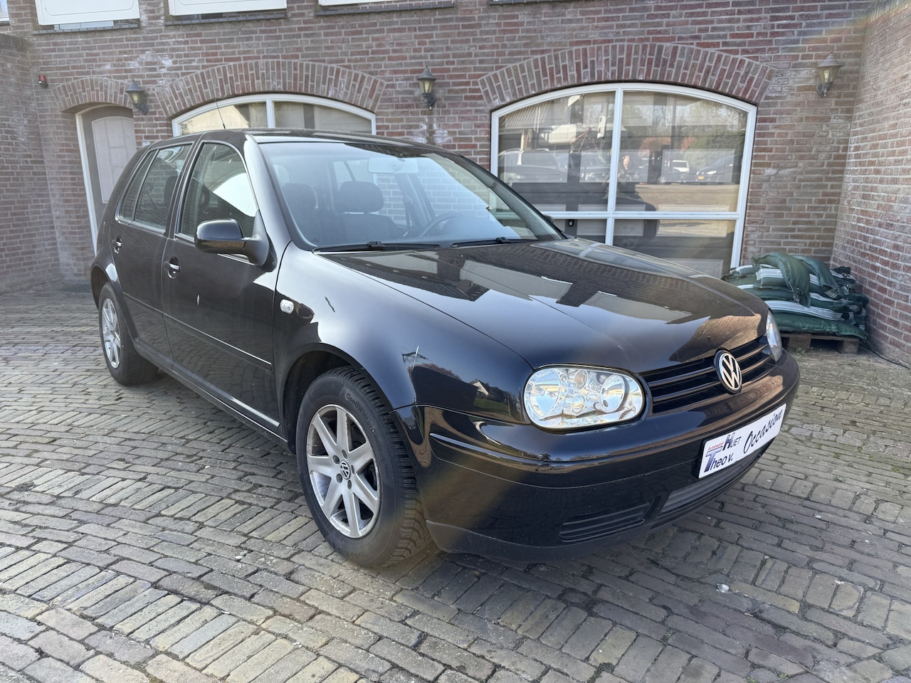 Volkswagen Golf - 1.4-16V Ocean Airco/Lmvelg/Navi - AutoWereld.nl