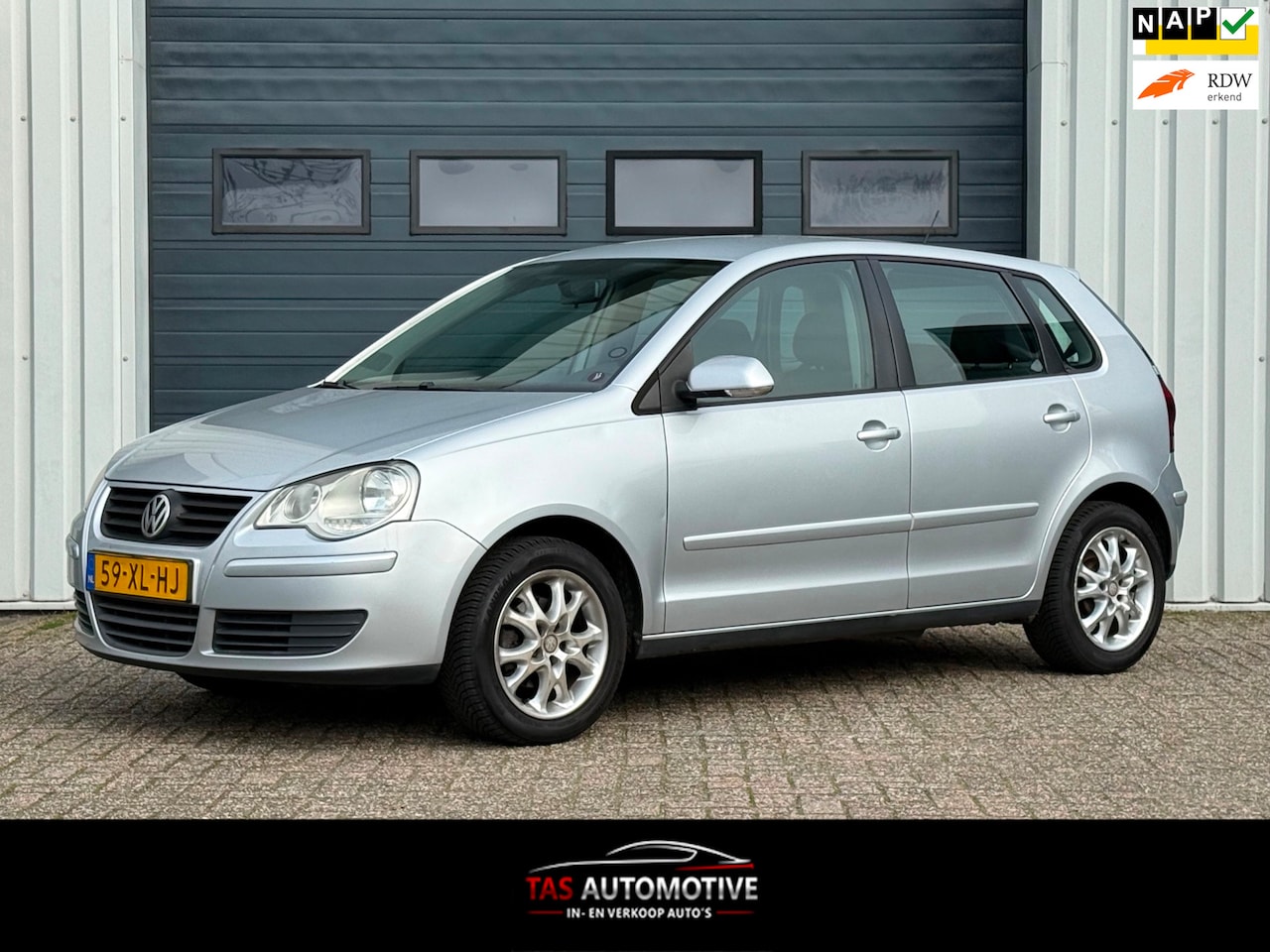 Volkswagen Polo - 1.4-16V Optive 5-deurs AIRCO / CRUISE / NAP - AutoWereld.nl