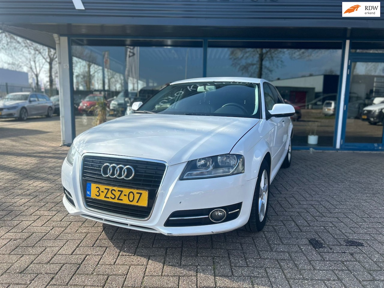 Audi A3 Sportback - 1.4 TFSI Ambition Pro Line Business 1.4 TFSI Ambition Pro Line Business - AutoWereld.nl