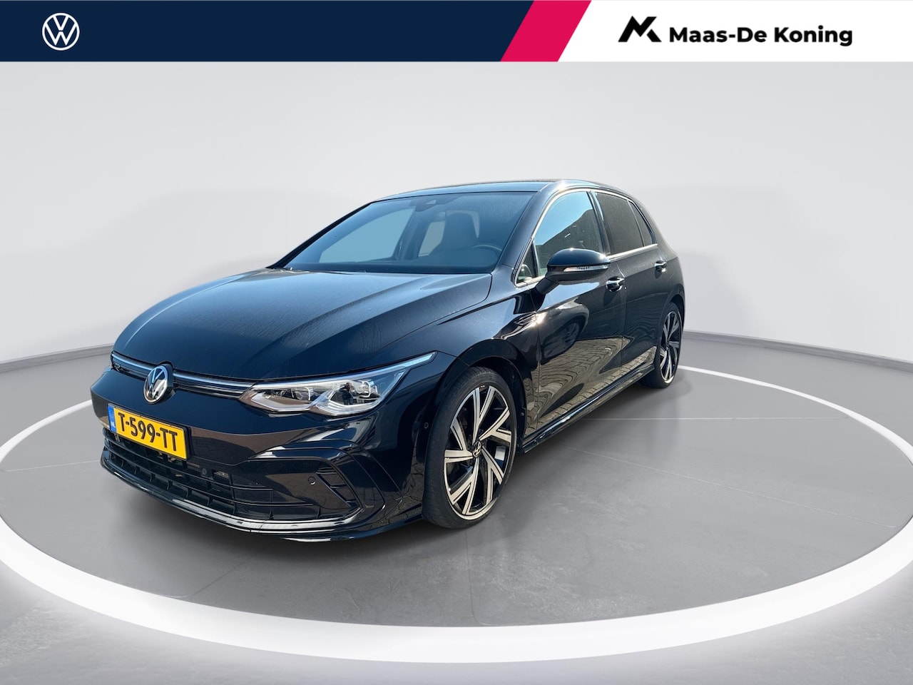 Volkswagen Golf - 1.5 eTSI 150pk DSG R-Line · Panoramadak · Camera · Apple/Android Car Play · Stoelverwarmin - AutoWereld.nl