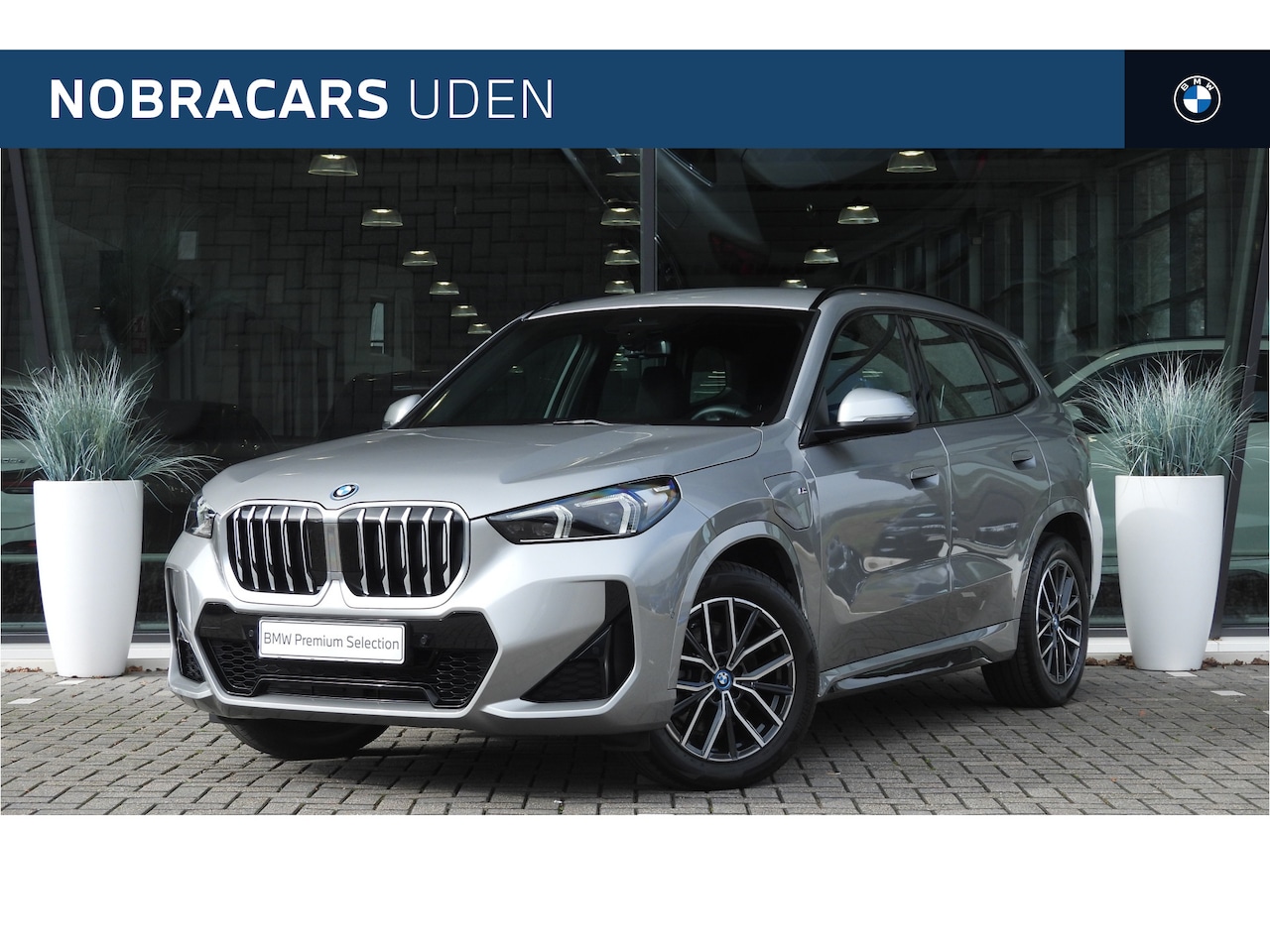 BMW X1 - xDrive25e M Sport Automaat / Sportstoelen / Comfort Access / Achteruitrijcamera / Adaptiev - AutoWereld.nl