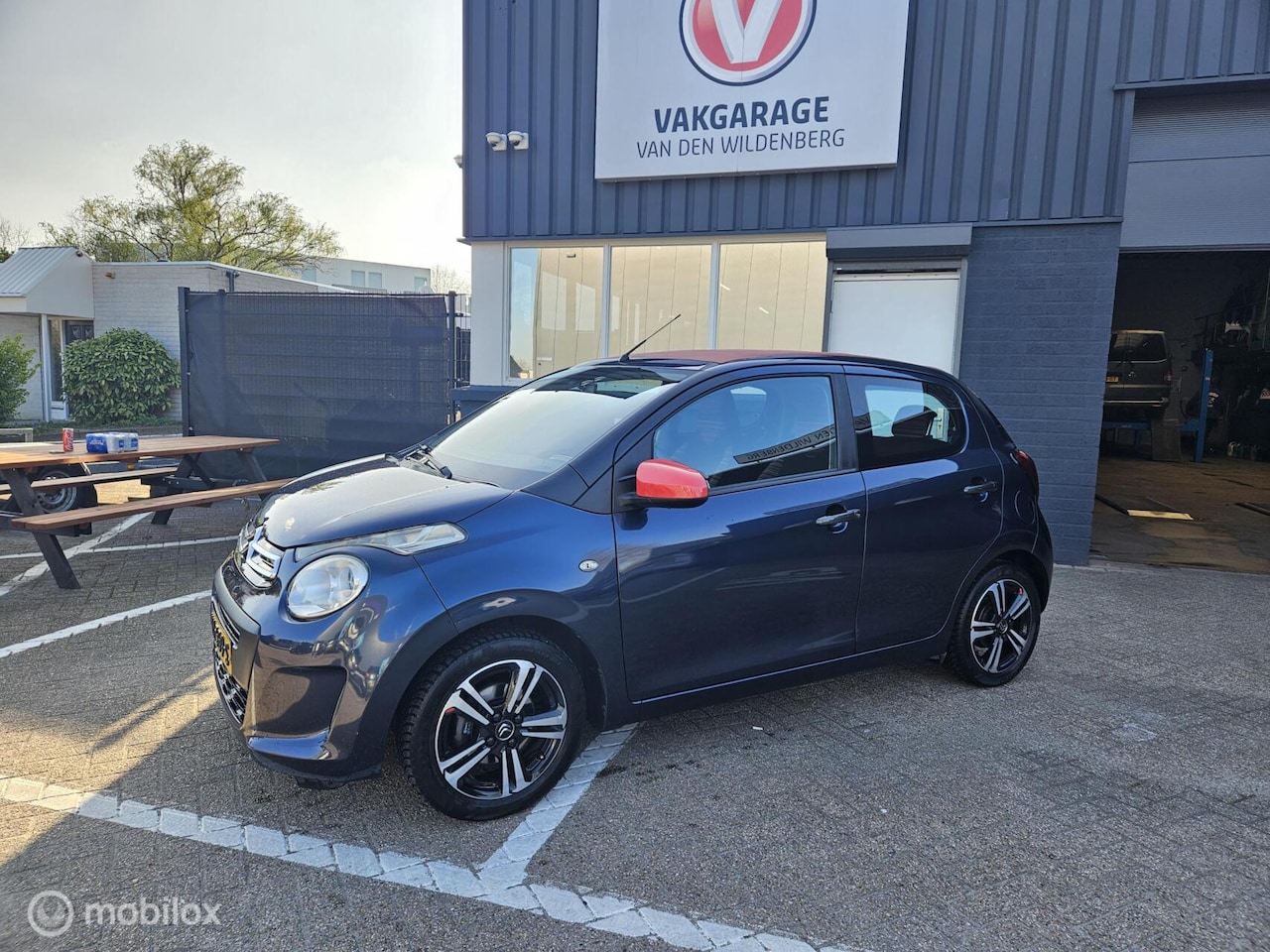 Citroën C1 - 1.0 e-VTi Airscape Shine 1.0 e-VTi Airscape Shine - AutoWereld.nl