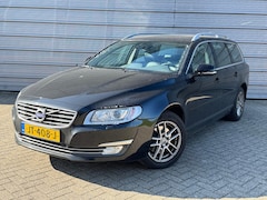 Volvo V70 - T4 190PK Polar+ | Schuifdak | Trekhaak | Parkeerverw. | Estate Line