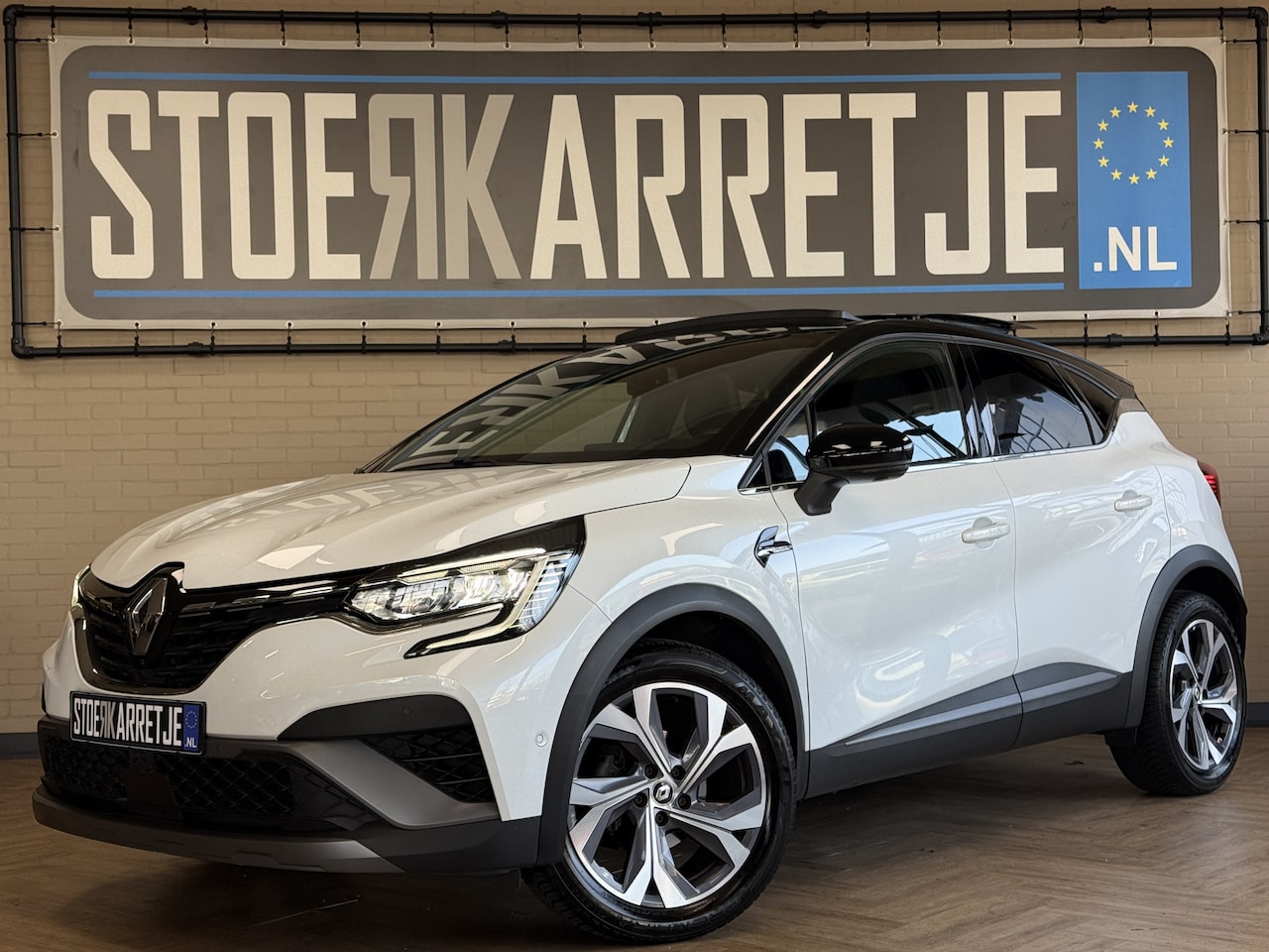 Renault Captur - 1.3 TCe 140 R.S. Line | Groot Navi | Pano | Camera | 18" | Carplay | Led 100% Dealer onder - AutoWereld.nl