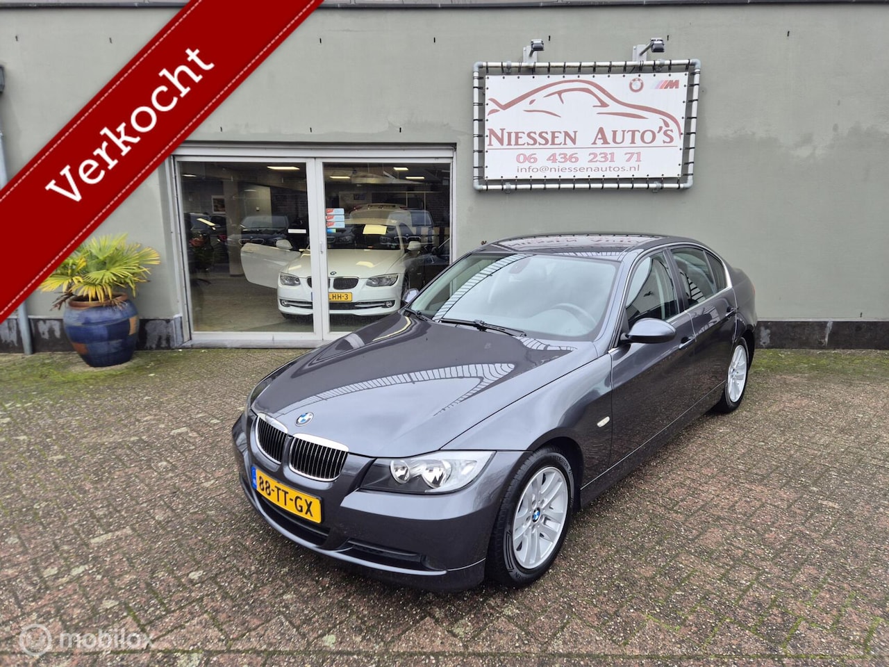 BMW 3-serie - E90 325i Executive 1ste eigenaar - AutoWereld.nl
