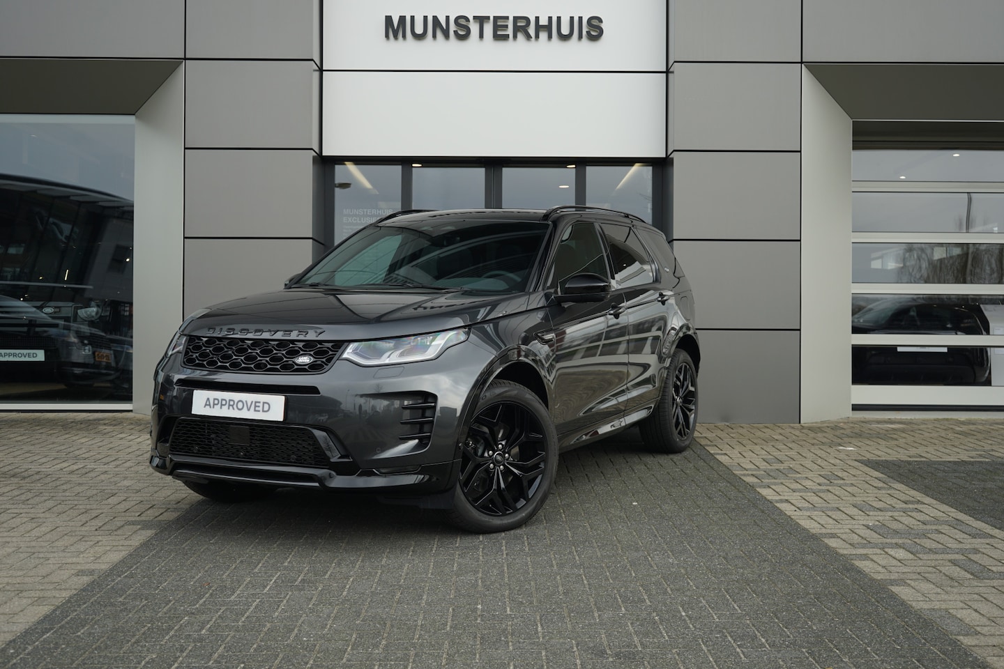Land Rover Discovery Sport - P270e PHEV Business Landmark Edition | Meridian Surround Sound System | Panorama Dak | Dri - AutoWereld.nl