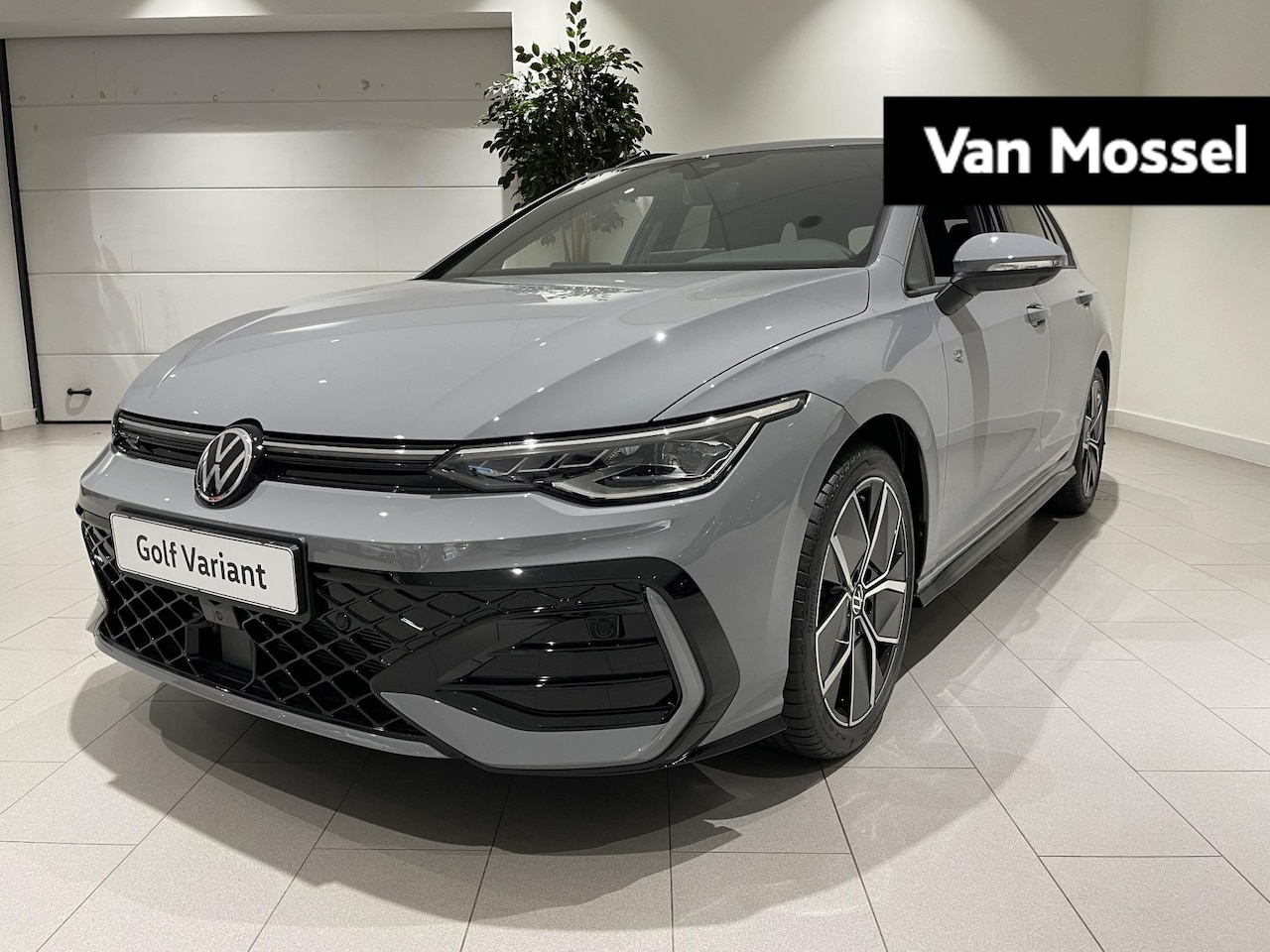 Volkswagen Golf Variant - 1.5 eTSI R-Line Edition | Navigatie | App-connect | Parkeersensoren | 360 camera | Adaptiv - AutoWereld.nl