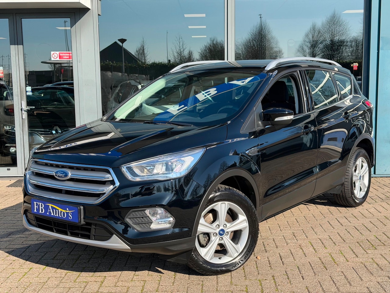 Ford Kuga - 1.5 EcoBoost Titanium Airco Lmv Navi Cruise - AutoWereld.nl
