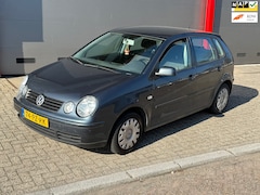 Volkswagen Polo - 1.4-16V Athene