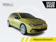 Volkswagen Golf - 1.0 eTSI Life Business / + 19"winterset / adaptieve cruisecontrol / navigatie