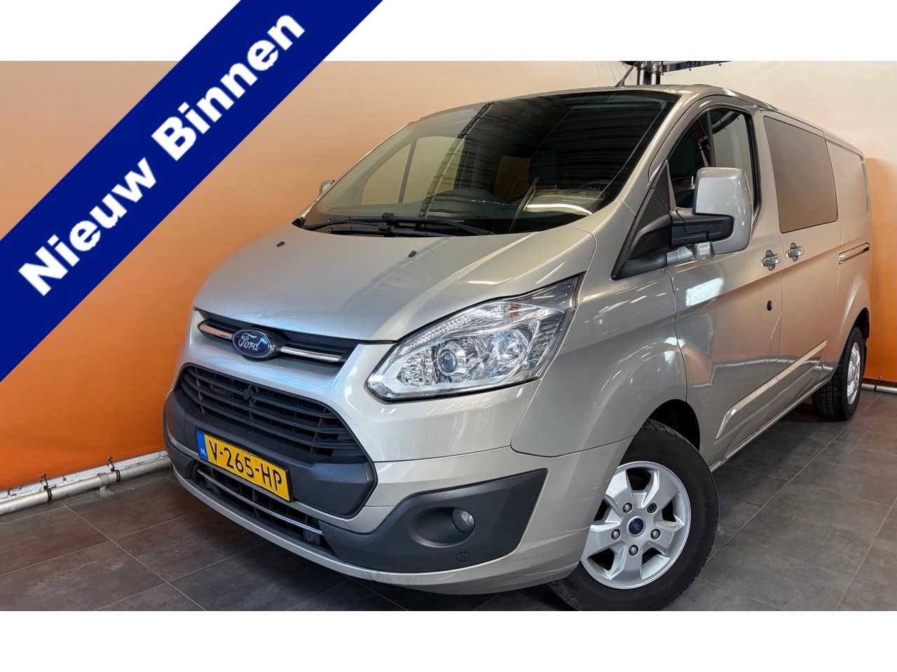 Ford Transit Custom - Dub Cab 290 2.0 TDCI L2H1 Limited DC cruise control | navi | trekhaak automaat | captain c - AutoWereld.nl