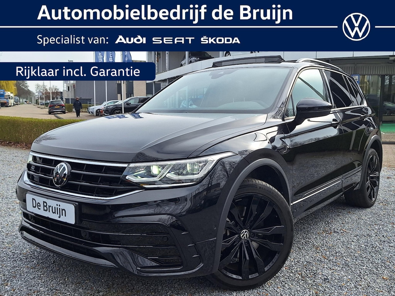 Volkswagen Tiguan - TSI 245pk DSG Hybrid R-Line Blackstyle (Pano,Trekhaak,Camera,Virtual) - AutoWereld.nl