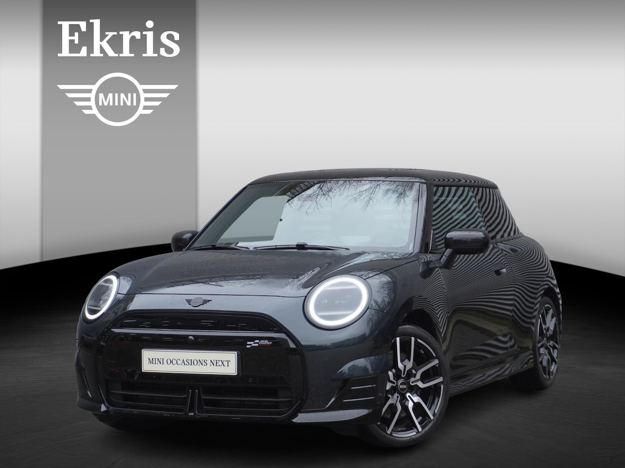 MINI Mini-Electric - 3-deurs Cooper SE John Cooper Works Uitvoering | Pakket L | Glazen panoramadak | HIFI Syst - AutoWereld.nl