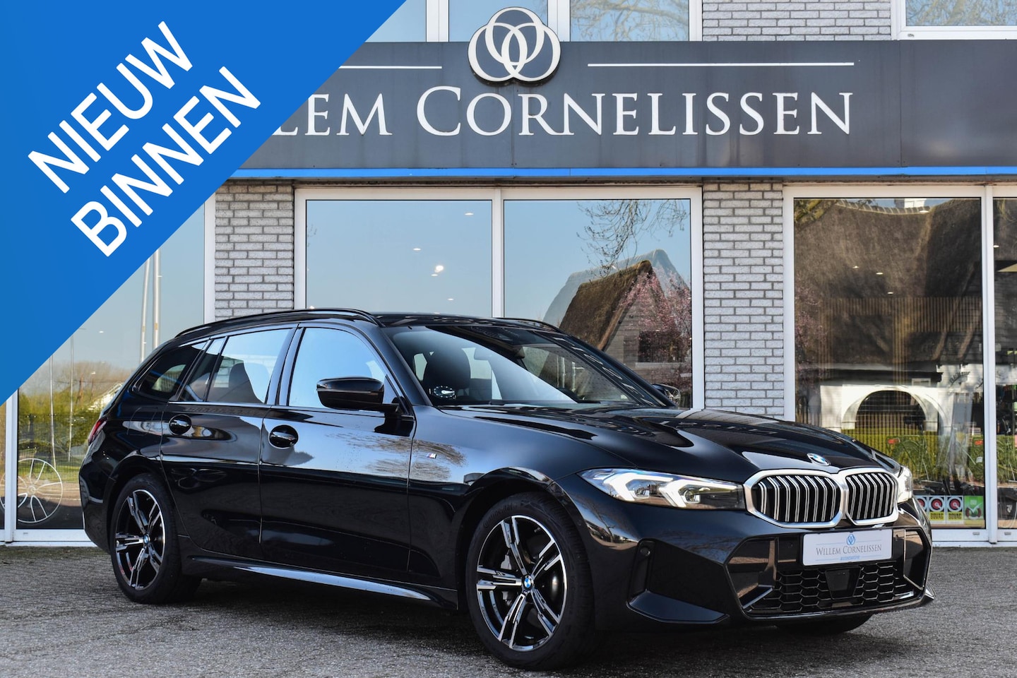 BMW 3-serie Touring - 330i xDrive M-Sport ACC HiFi Stoelverwarming Apple - AutoWereld.nl