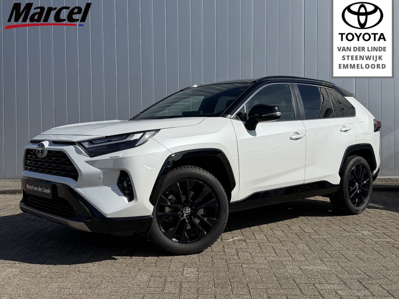 Toyota RAV4 - 2.5 Hybrid AWD Bi-Tone Panorama Trekhaak PDC Stoel Stuur Verwarmd - AutoWereld.nl