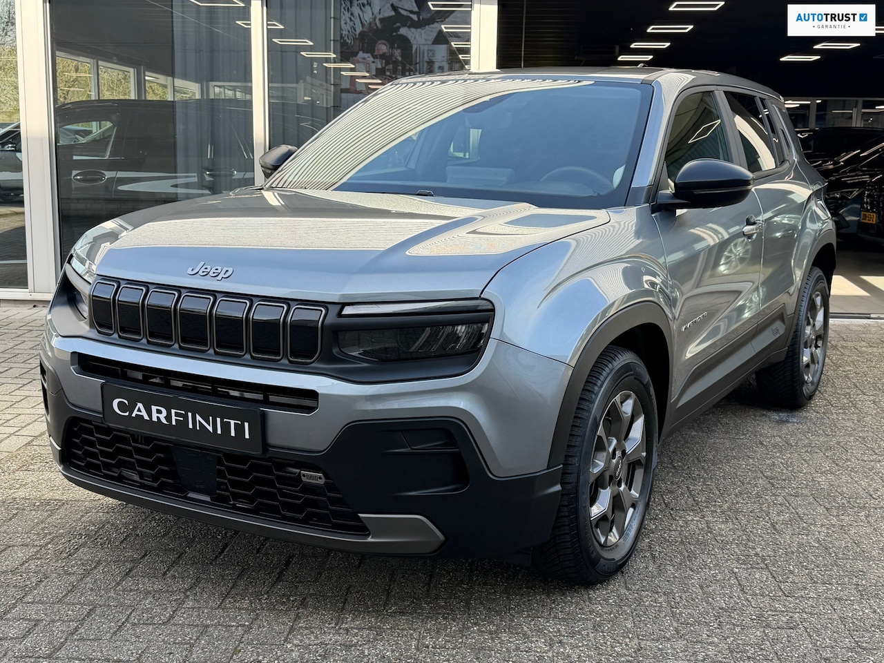 Jeep Avenger - 1.2 Altitude / Navi Carplay / Climate / Cruise / Parkeersensor / Lichtmetaal. - AutoWereld.nl