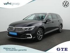 Volkswagen Passat Variant - 1.4 TSI 218 pk DSG GTE | Trekhaak | Discover Pro | Adaptief onderstel | Achteruitrijcamera