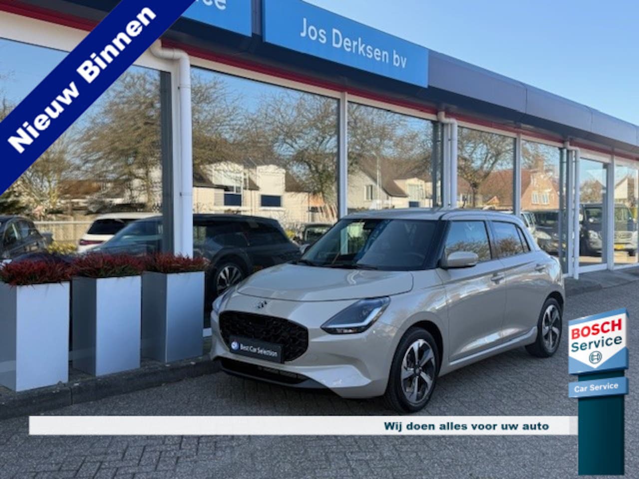 Suzuki Swift - 1.2 Style Smart Hybrid - Navi | Camera | CarPlay | Stoelverw. | Dodehoek | Climat - AutoWereld.nl