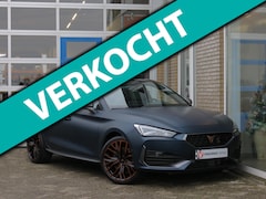 CUPRA Leon - 1.4 e-Hybrid 245 VZ Copper Edition Pano|Elec. Stoel|Vol Leder|Camera|Ad. Cruise|Clima|LED|
