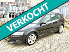 Audi A3 Sportback - 1.8TFSI Attraction Business Edition AUTOMAAT PANORAMA l APPLE CARPLAY l AIRCO ECC l STOELV