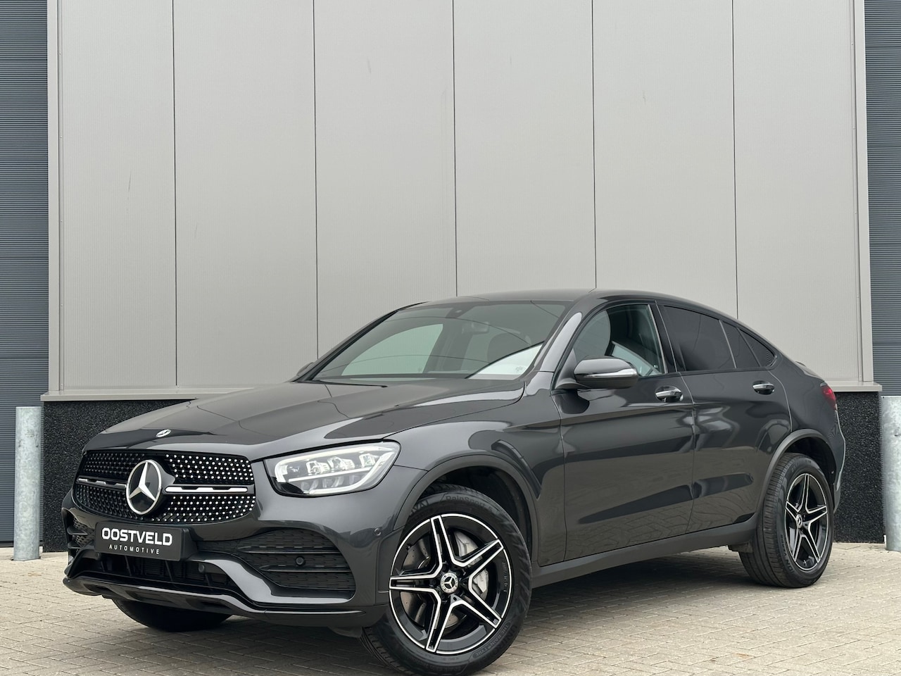 Mercedes-Benz GLC-klasse Coupé - 300e 4MATIC AMG Night Keyless Camera MBUX 1eEig - AutoWereld.nl