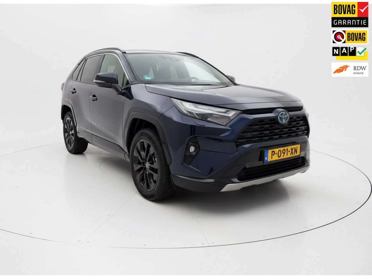 Toyota RAV4 - 2.5 Hybrid Bi-Tone|ACC|Stoelverwarming|Camera - AutoWereld.nl