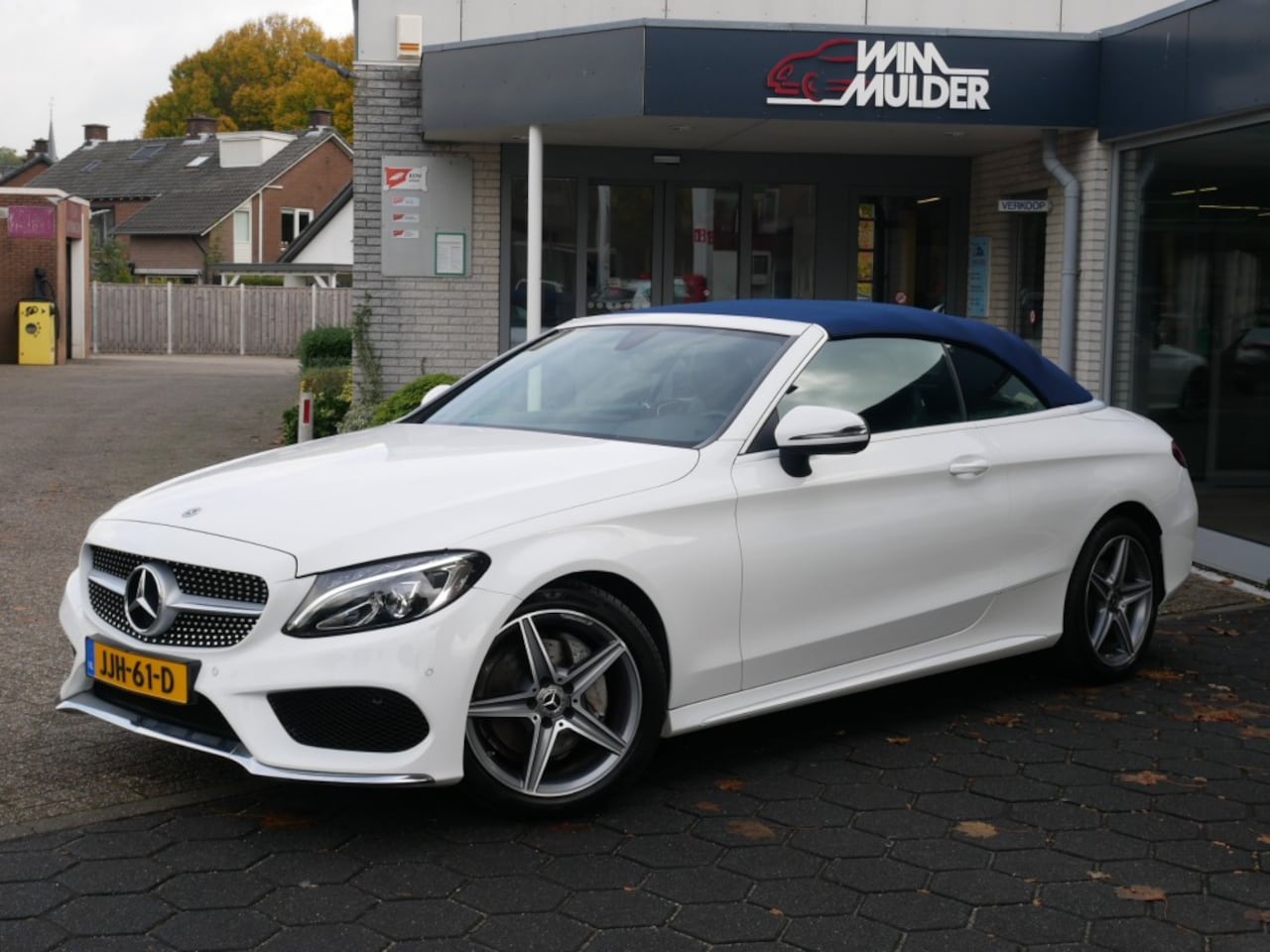 Mercedes-Benz C-klasse - 180 AMG  **Clima//Navi//Lm ** - AutoWereld.nl