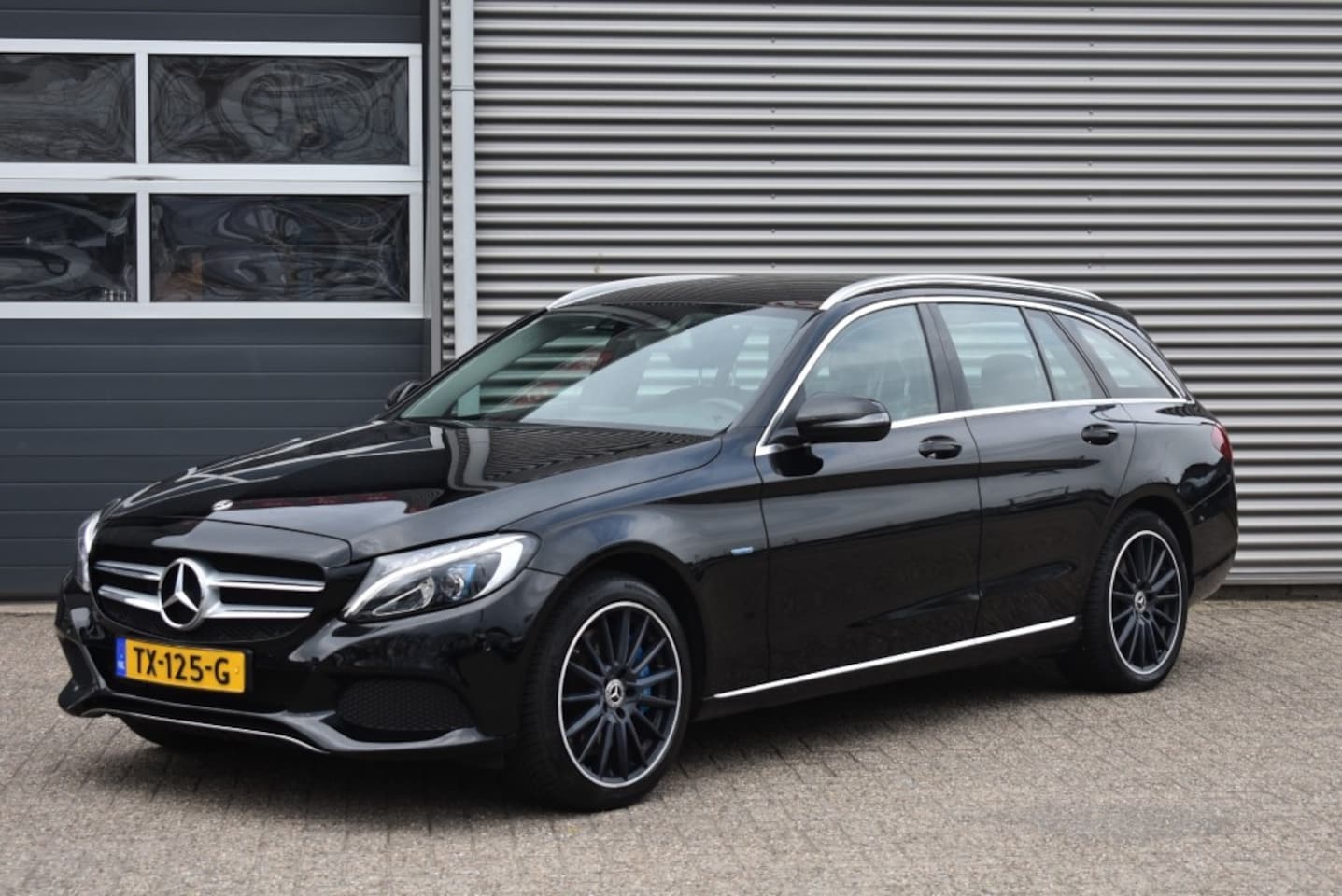 Mercedes-Benz C-klasse - 350 E LEASE EDITION / STOELVERWARMING / HEAD UP / TREKHAAK - AutoWereld.nl