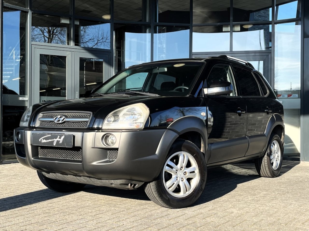 Hyundai Tucson - 2.0I - TREKH. AIRCO - ORG. NL. - SLECHTS 124.000KM! - AutoWereld.nl