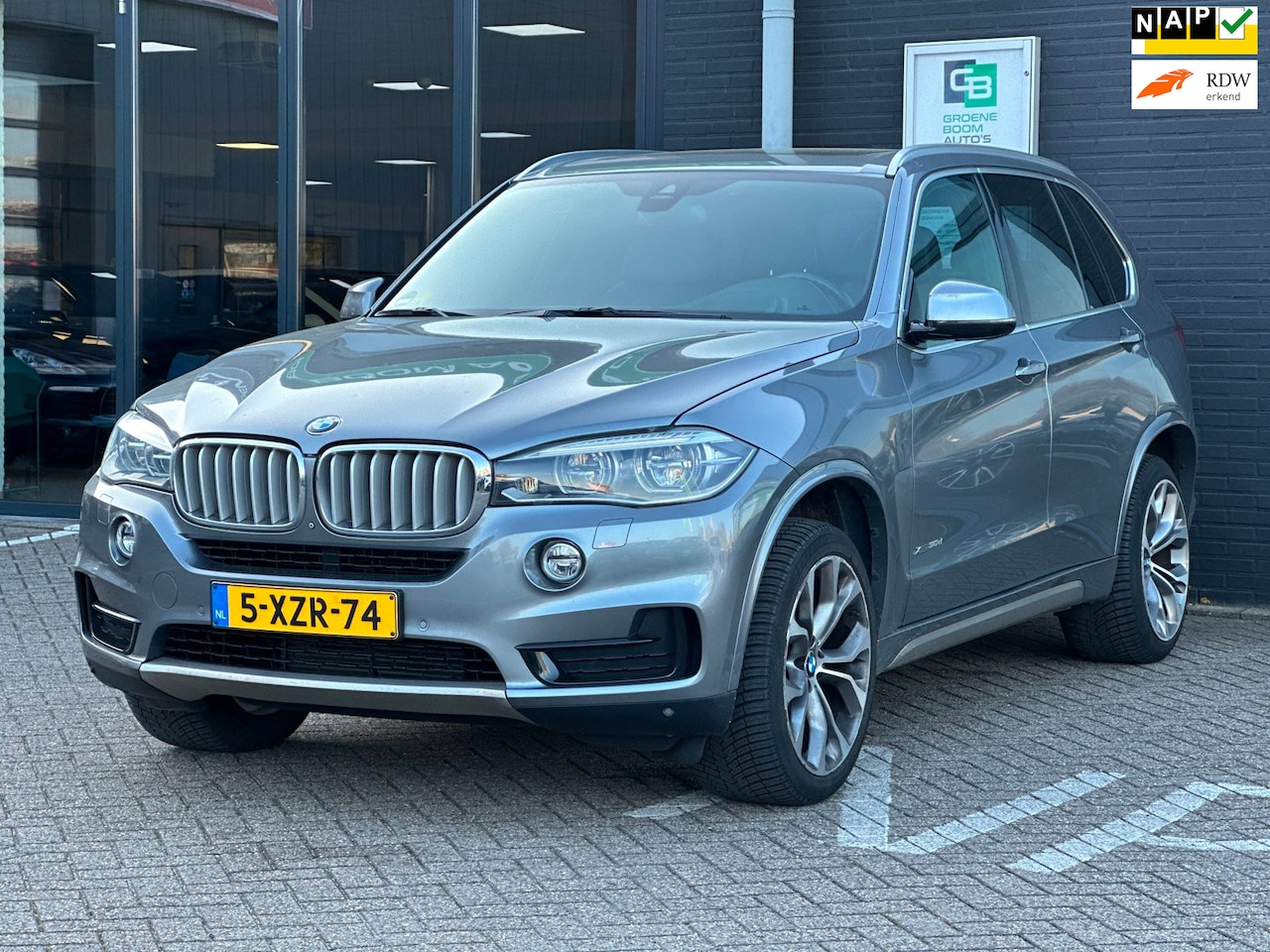 BMW X5 - XDrive30d High Executive 7p./PANO-DAK/CAMERA/NAVI/NL-AUTO NAP!! - AutoWereld.nl