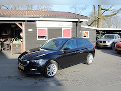 Skoda Scala - 1.0 TSI Sport business - virtual cockpit - Carplay - pano dak