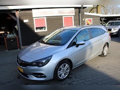 Opel Astra Sports Tourer - 1.2 Business Edition - Carplay stuur en stoelverwarming