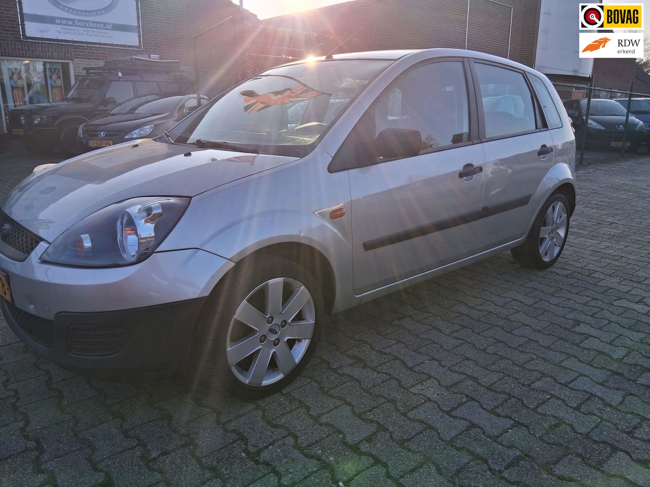 Ford Fiesta - 1.3-16V Collection 1.3-16V Collection - AutoWereld.nl
