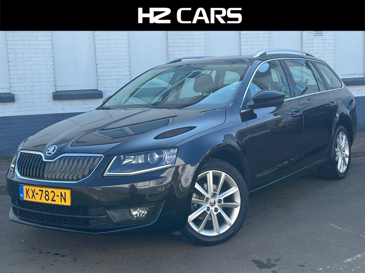 Skoda Octavia Combi - 1.6 TDI Greentech Style Business|Automaat|Trekhaak|Navi|Cruise - AutoWereld.nl