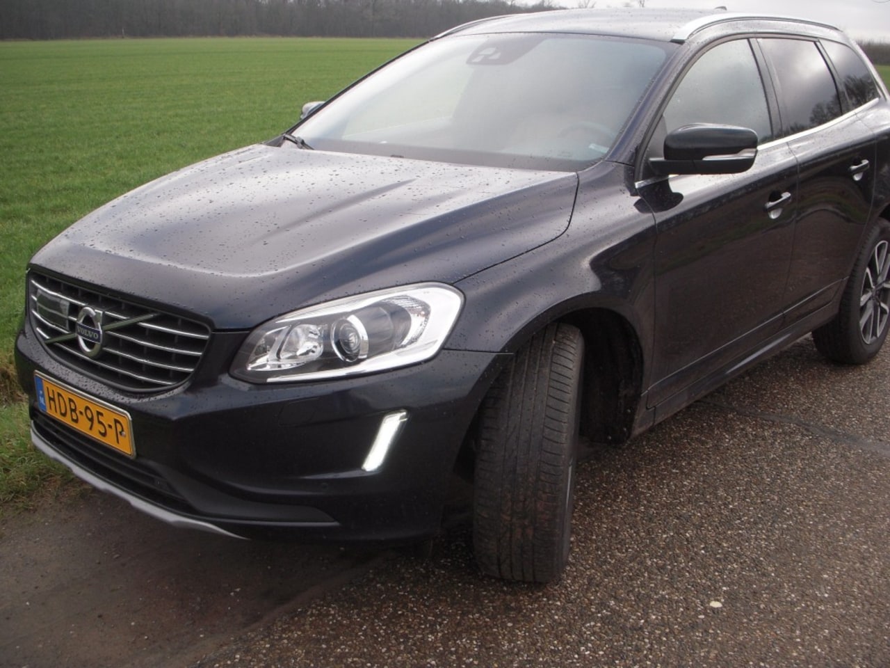 Volvo XC60 - D3 150PK automaat G tronic nog 15x volvo - AutoWereld.nl