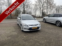 Hyundai i30 CW - 1.6i i-Motion CLIMA CRUISE PDC