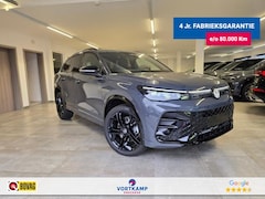 Volkswagen Tiguan - 1.5 TSI e-HYBRID 272 PK R-LINE PANO-DAK/CAMERA/TREKHAAK/HenK/HUD/LEDER/MEMORY