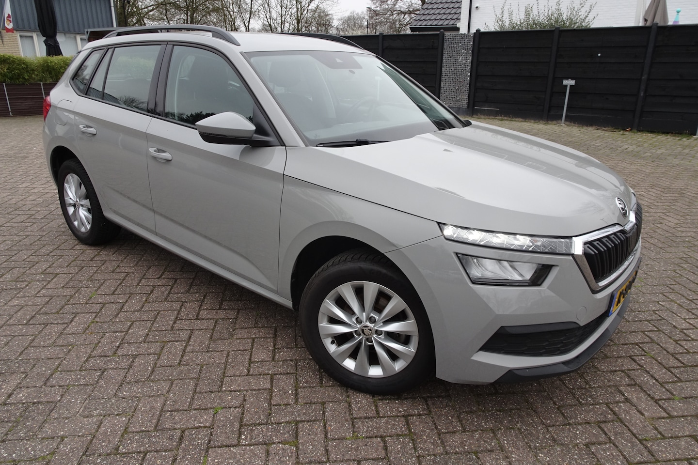Skoda Kamiq - 1.0 TSI Ambition 110 pk * AIRCO * LMV * CARPLAY * PDC * - AutoWereld.nl