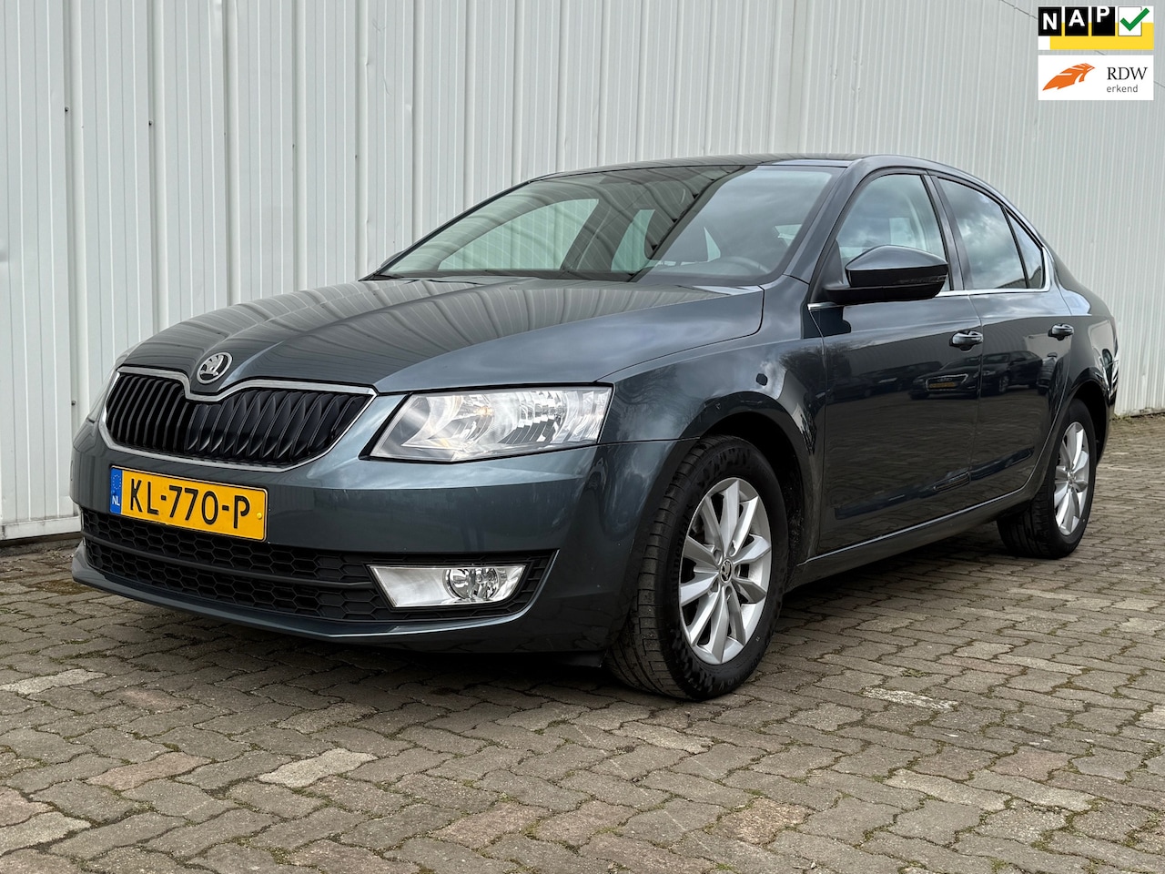 Skoda Octavia - 1.0 TSI Ambition Business 1 EIGENAAR - AutoWereld.nl