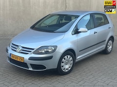 Volkswagen Golf Plus - 1.6 FSI Comfortline Business