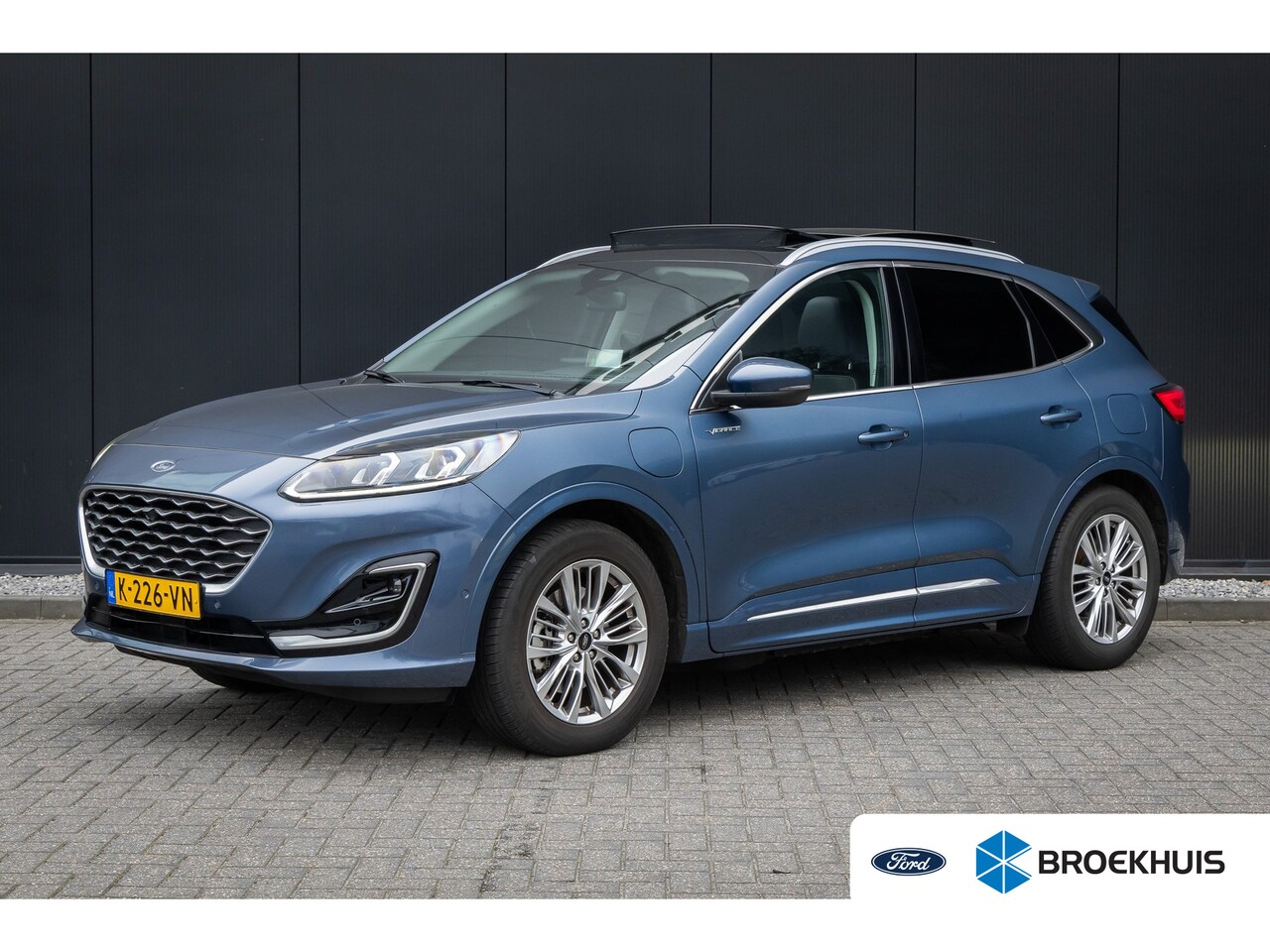 Ford Kuga - 2.5 PHEV Vignale | Trekhaak | Panoramadak | Adaptive Cruise | Adaptive LED | NL-auto | 1e - AutoWereld.nl