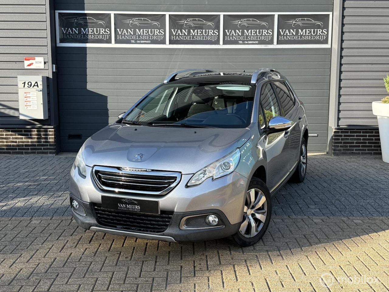 Peugeot 2008 - 1.2 PureTech Allure 1.2 PureTech Allure, NL auto, NAP, Airco, Navigatie, Trekhaak, APK 06-2026 - AutoWereld.nl