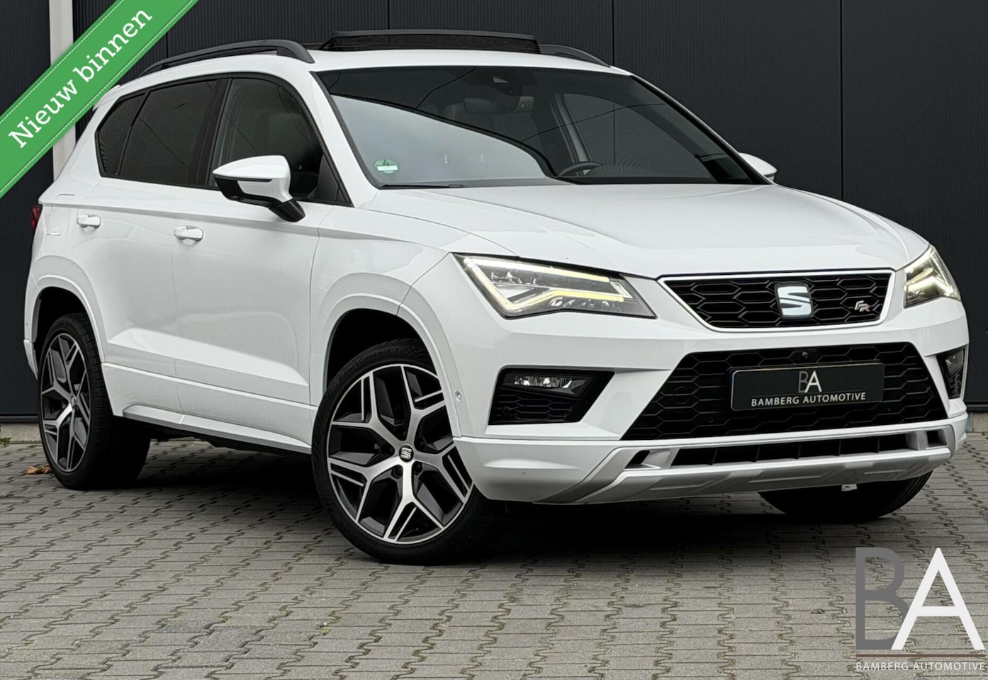 SEAT Ateca - 1.5 TSI FR |pano|360|Beats|ACC|trekhaak|keyless - AutoWereld.nl