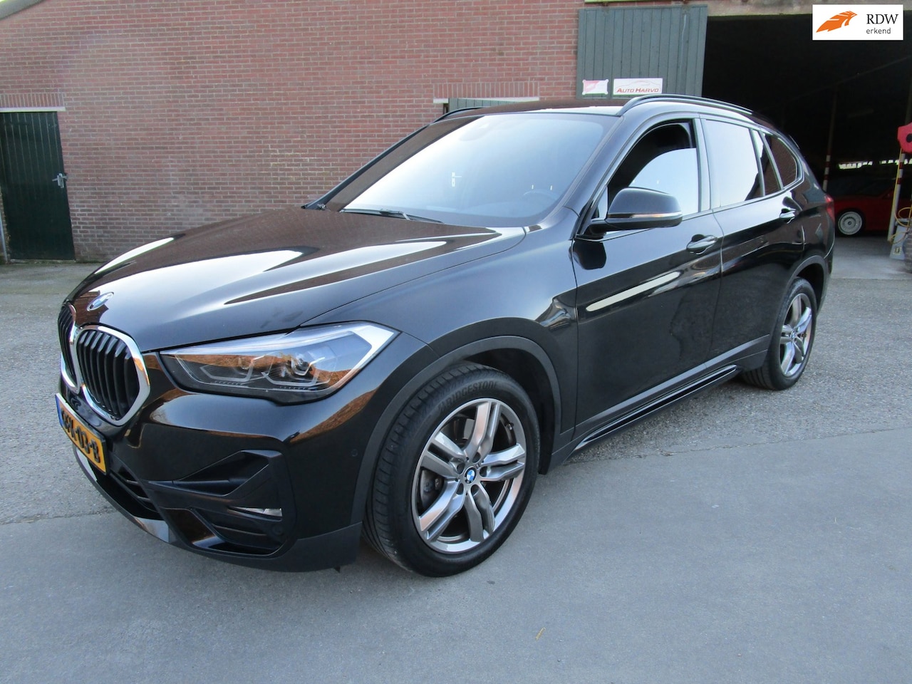 BMW X1 - SDrive20i High Executive M sport leer navi cam nieuw - AutoWereld.nl