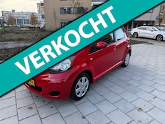 Toyota Aygo - 1.0-12V Access | Airco | Centrale vergrendeling | LAGE KILOMETERSTAND