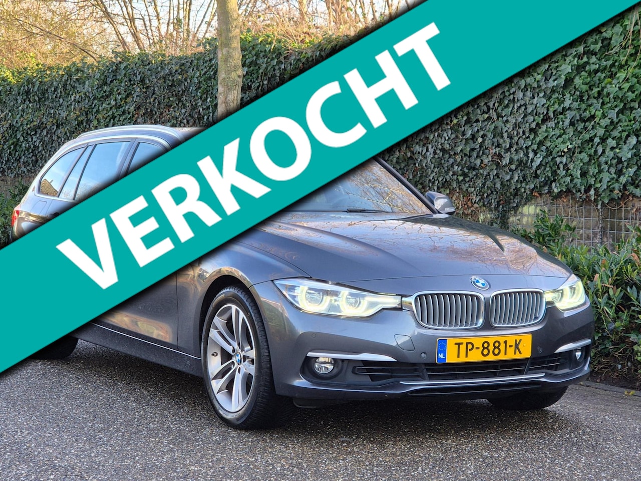 BMW 3-serie Touring - Nbt EVO Apple CarPlay LM Velgen Trekhaak NAP NL Gave Kleur 320i Luxury Edition - AutoWereld.nl