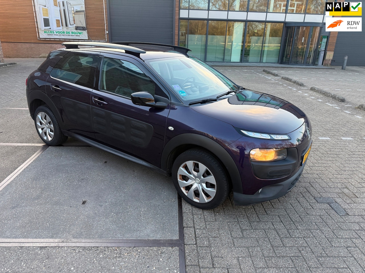 Citroën C4 Cactus - 1.2 PureTech Feel 1.2 PureTech Feel. ((( navi/ climat control ))) - AutoWereld.nl