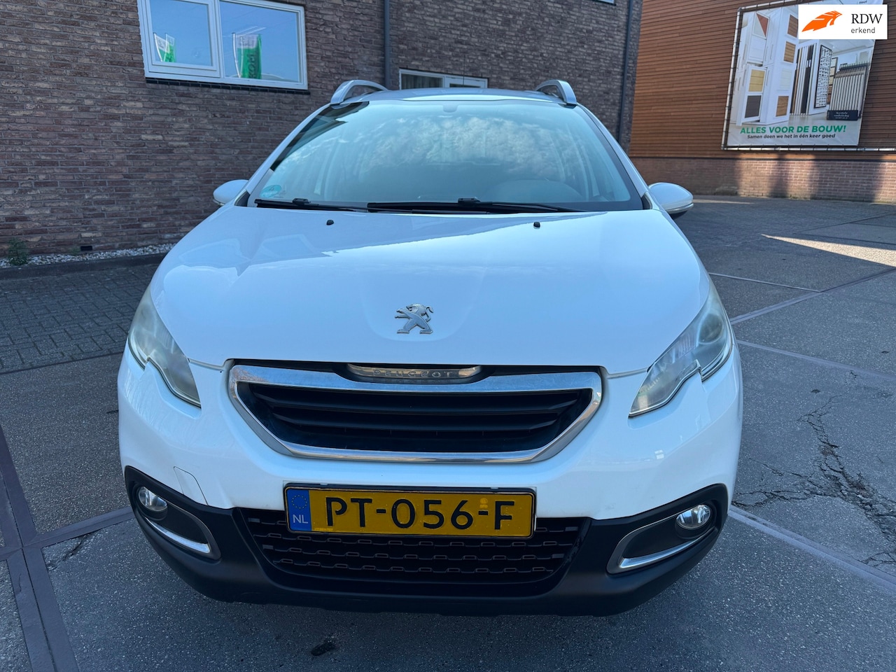 Peugeot 2008 - 1.2 VTi Active 1.2 VTi Active. ((( mooi nette auto )))) - AutoWereld.nl
